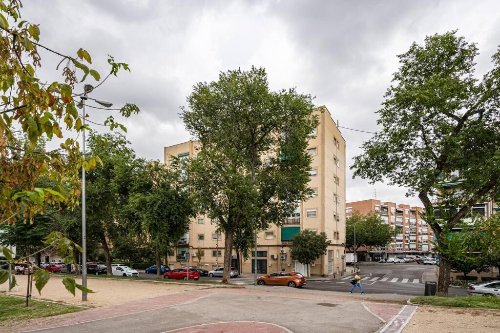 Arriaga Alto- Coqueto Duplex. Parking Gratuito Apartment Мадрид Екстериор снимка